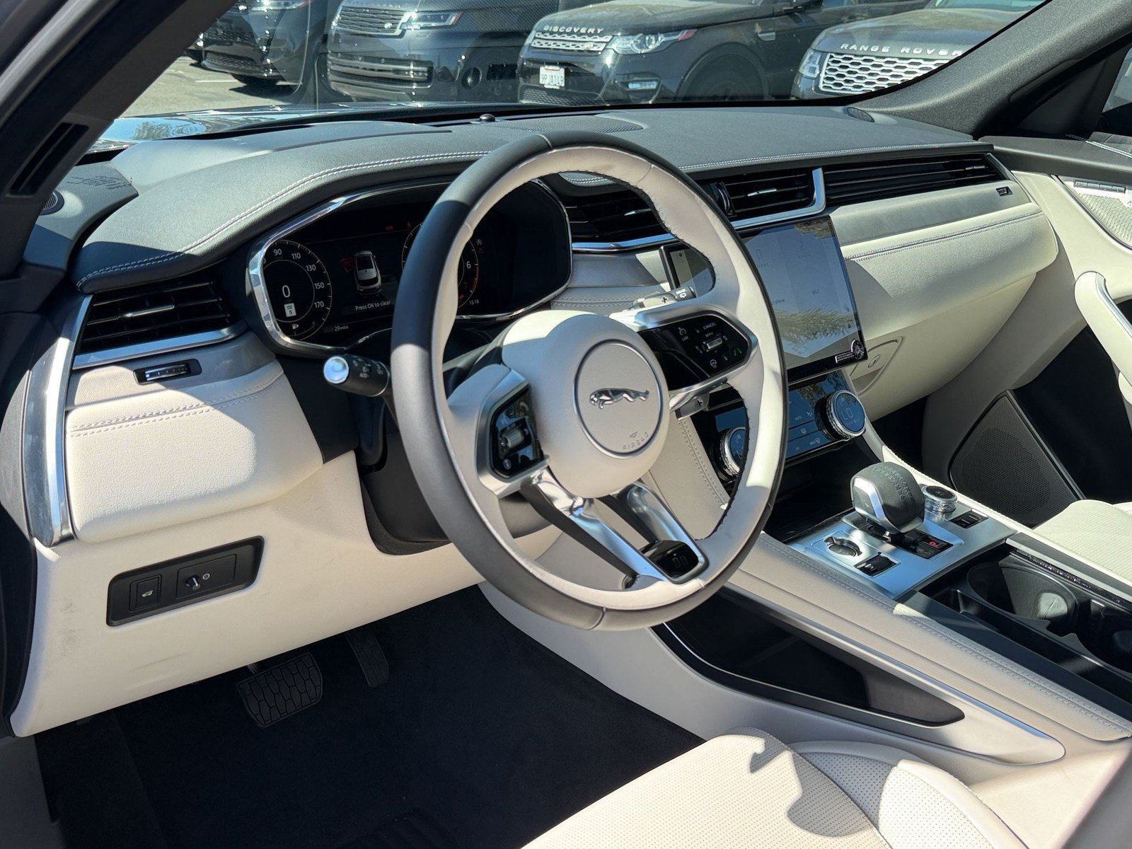 New 2026 Jaguar F-PACE R-Dynamic S AWD/4WD image 4