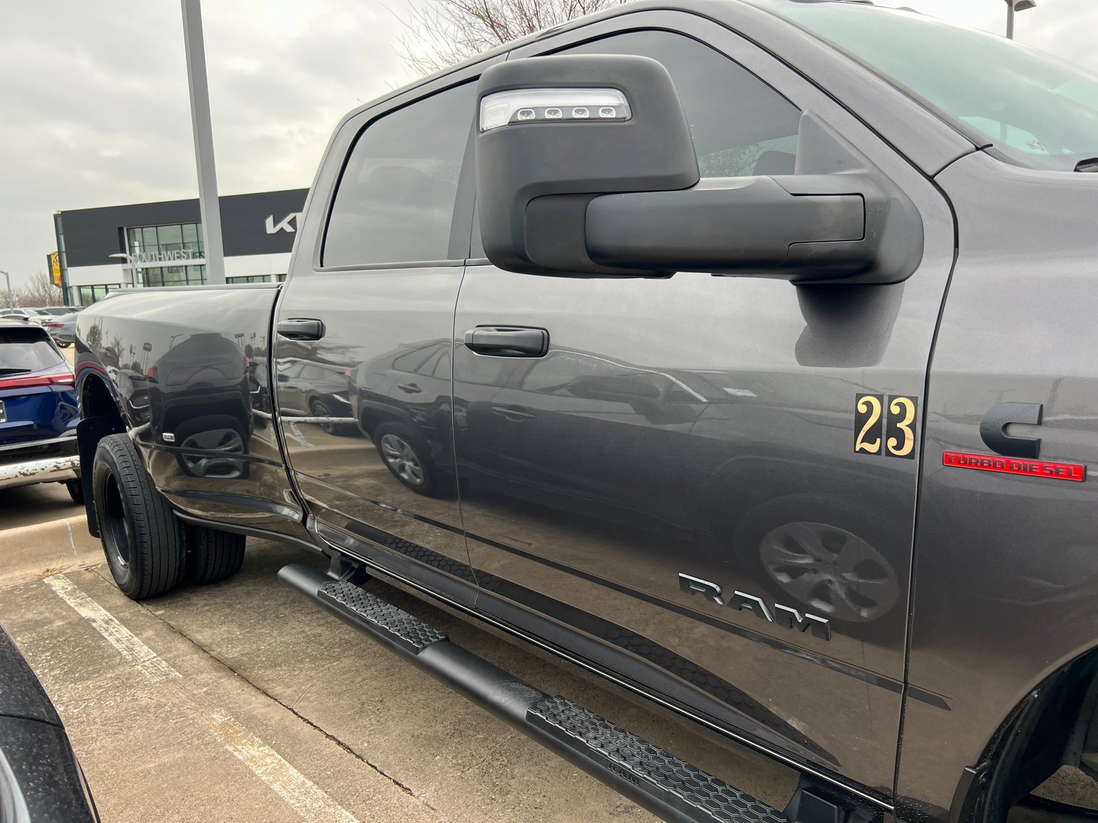 Used 2025 RAM 3500 Lone Star image 7
