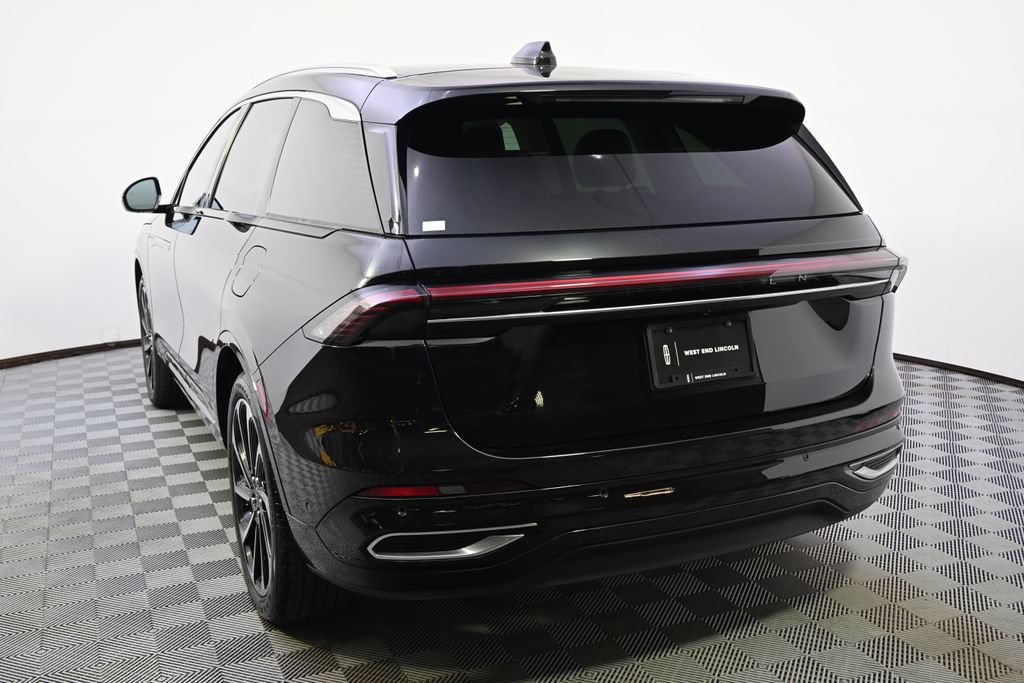 Certified 2024 Lincoln Nautilus Black Label AWD/4WD image 4