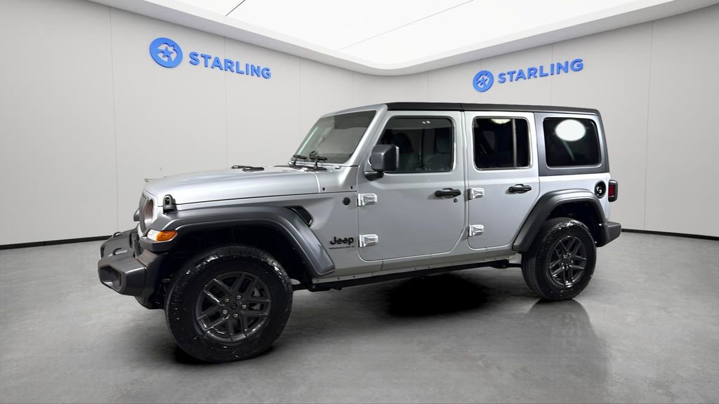 Used 2024 Jeep Wrangler Sport S image 5