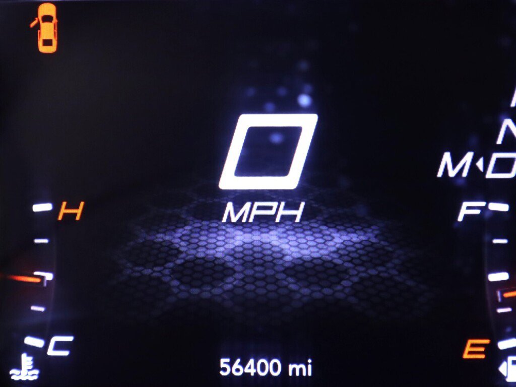 Used 2019 Dodge Charger SXT RWD image 14