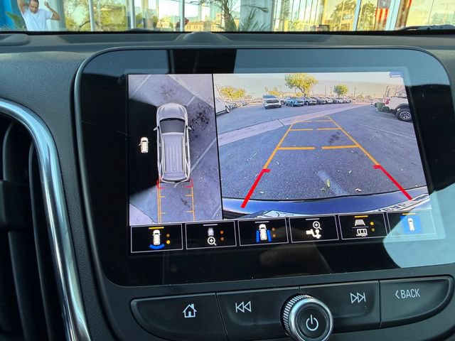 Used 2024 Chevrolet Equinox LT FWD image 19