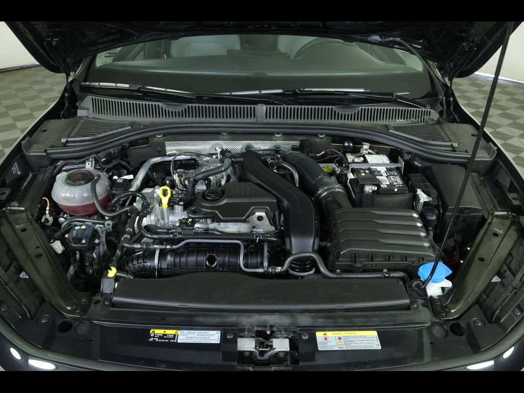 Used 2026 Volkswagen Jetta SE FWD image 19