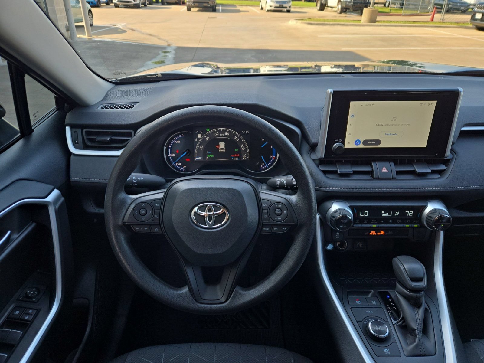 Used 2025 Toyota RAV4 XLE AWD/4WD image 18