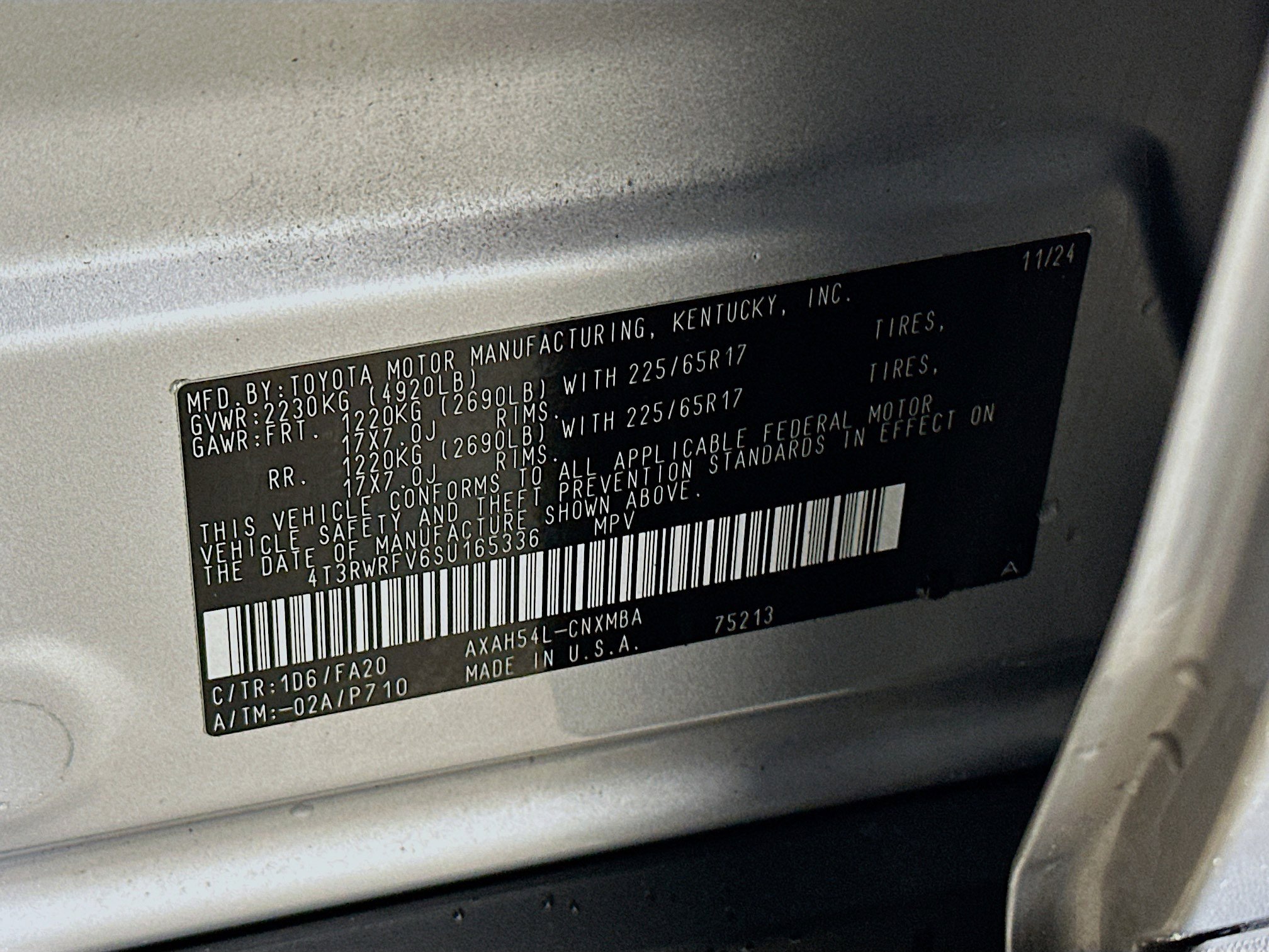 Used 2025 Toyota RAV4 XLE AWD/4WD image 12