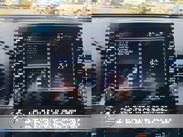 Used 2022 Toyota Avalon XSE image 16