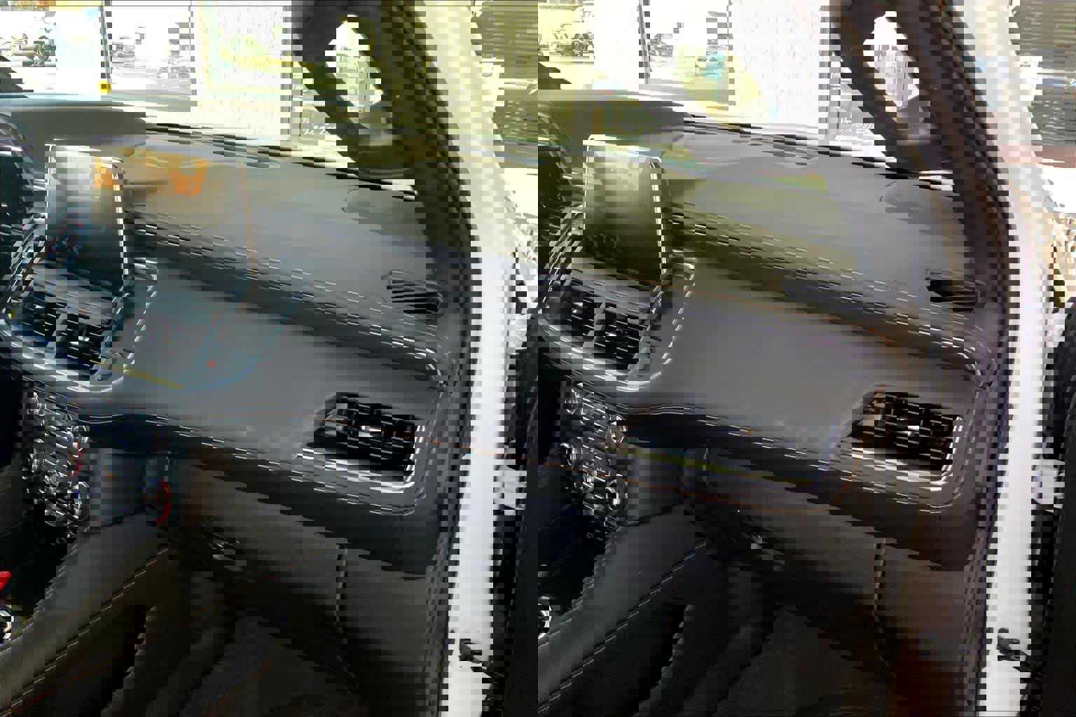 Used 2024 GMC Yukon AT4 w/ AT4 Premium Package image 18