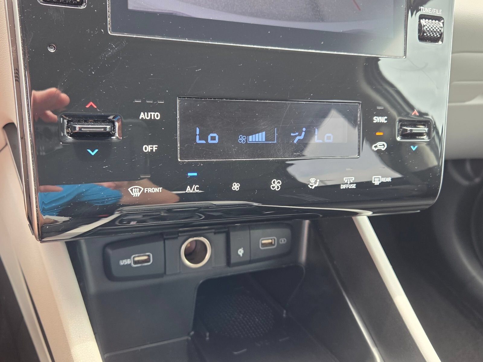 Used 2024 Hyundai Tucson SEL FWD image 22