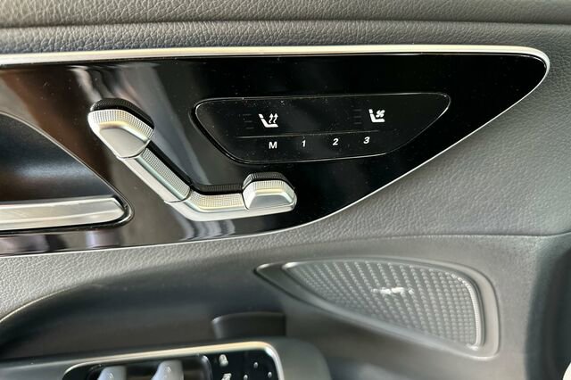 Certified 2022 Mercedes-Benz C 300 Sedan image 13