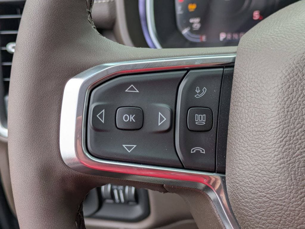 New 2026 RAM 2500 Laramie AWD/4WD image 15