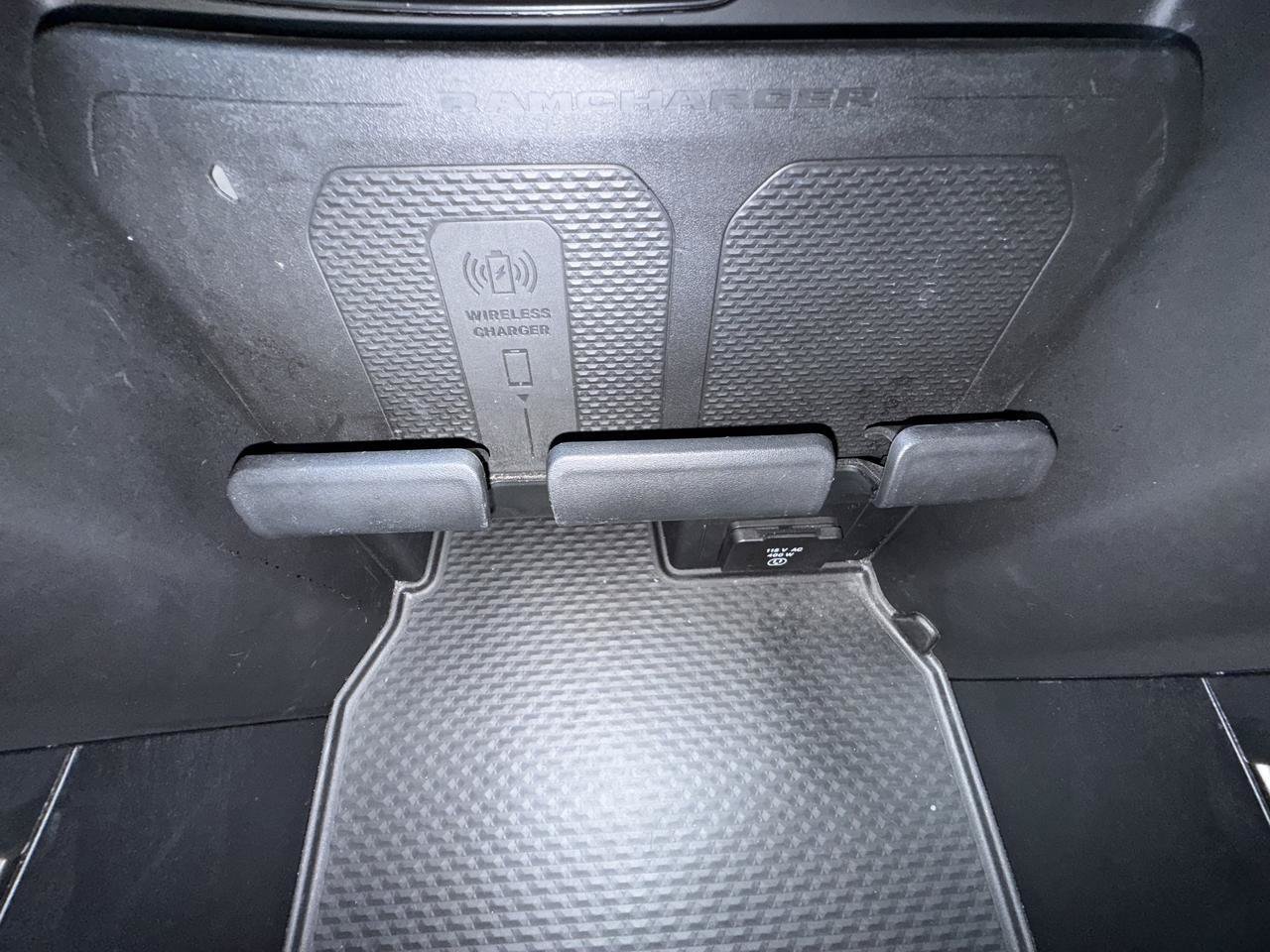 Used 2024 RAM 1500 Longhorn AWD/4WD image 32