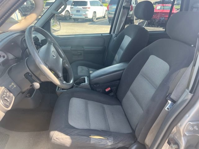 Used 2005 Ford Explorer Sport Trac XLT AWD/4WD image 9