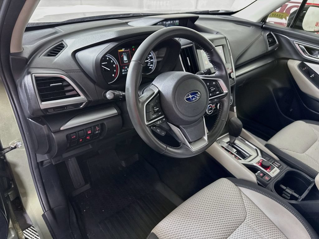 Used 2019 Subaru Forester Premium AWD/4WD image 17