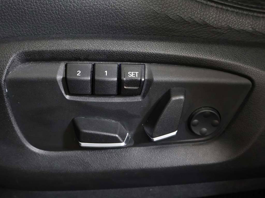 Used 2015 BMW X6 xDrive35i image 36