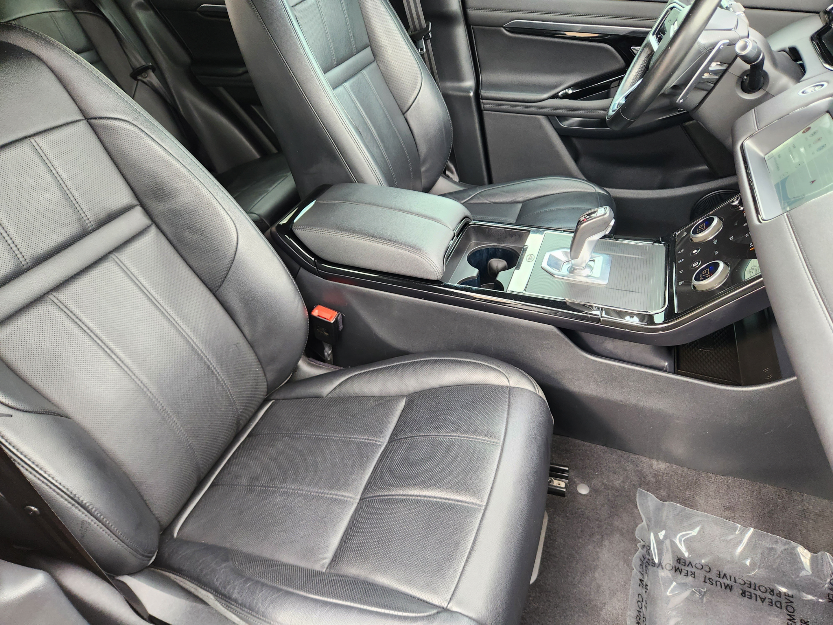 Used 2021 Land Rover Range Rover Evoque R-Dynamic S AWD/4WD image 8