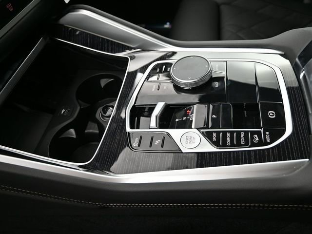 New 2026 BMW X6 xDrive40i image 13