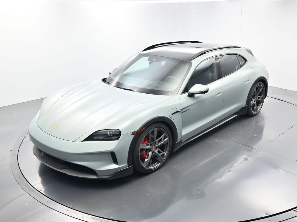 Certified 2025 Porsche Taycan 4S AWD/4WD image 31