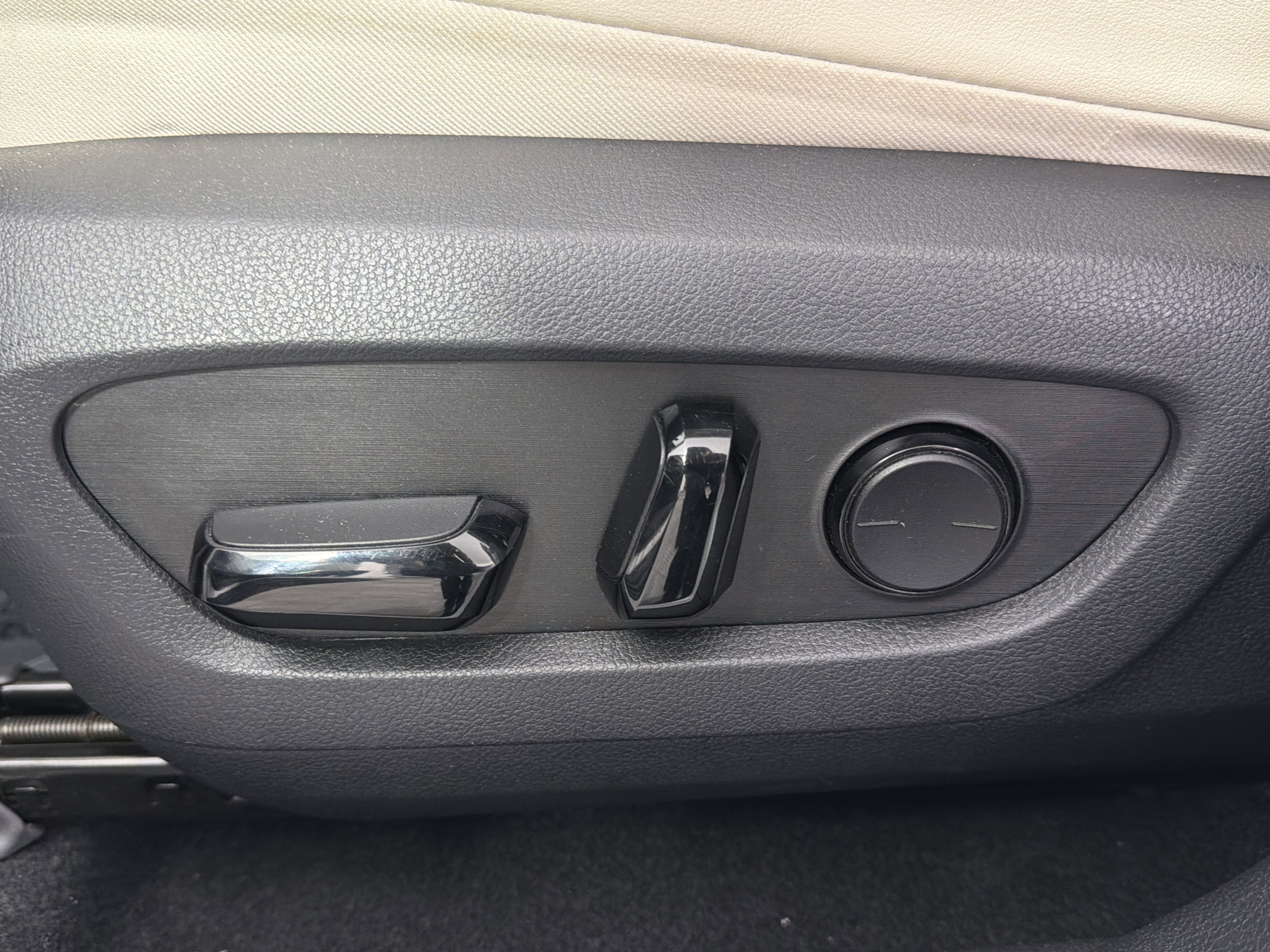 Used 2024 Lexus RX 350 AWD w/ Technology Package image 17