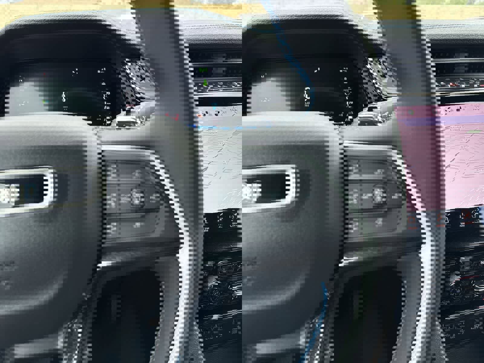 Used 2023 Jeep Grand Cherokee Trailhawk w/ Advanced Protech Group II image 29