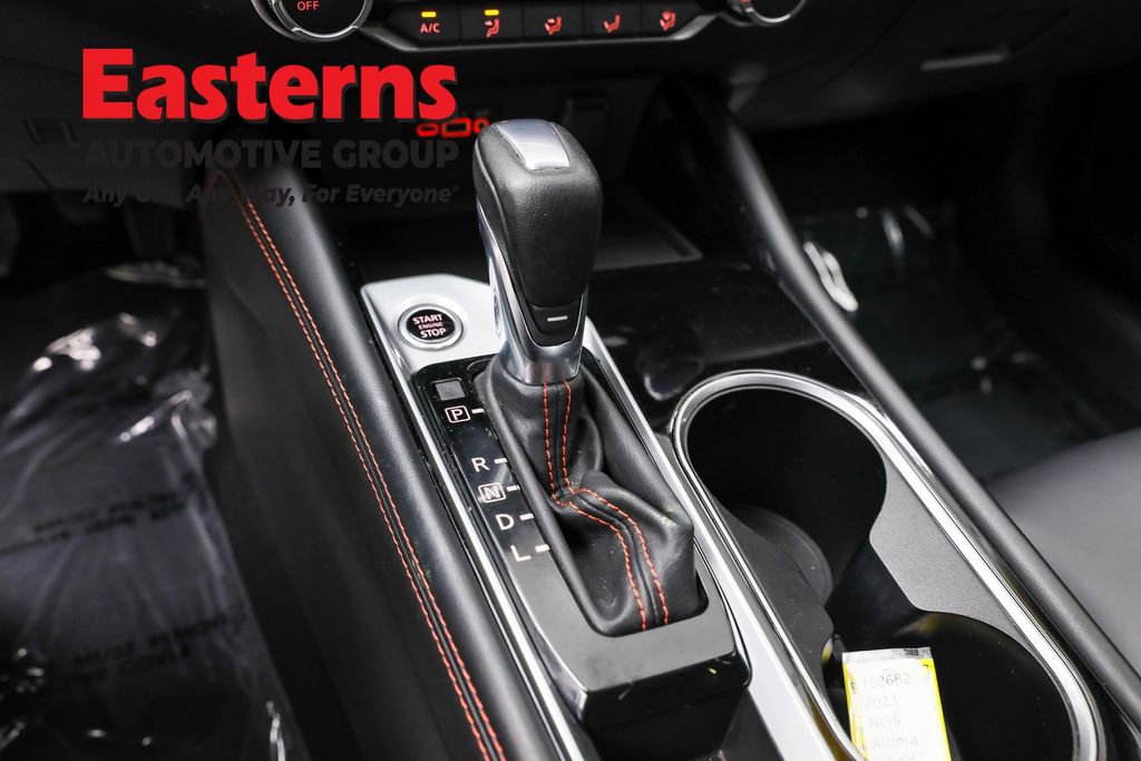 Used 2023 Nissan Altima 2.5 SR image 13