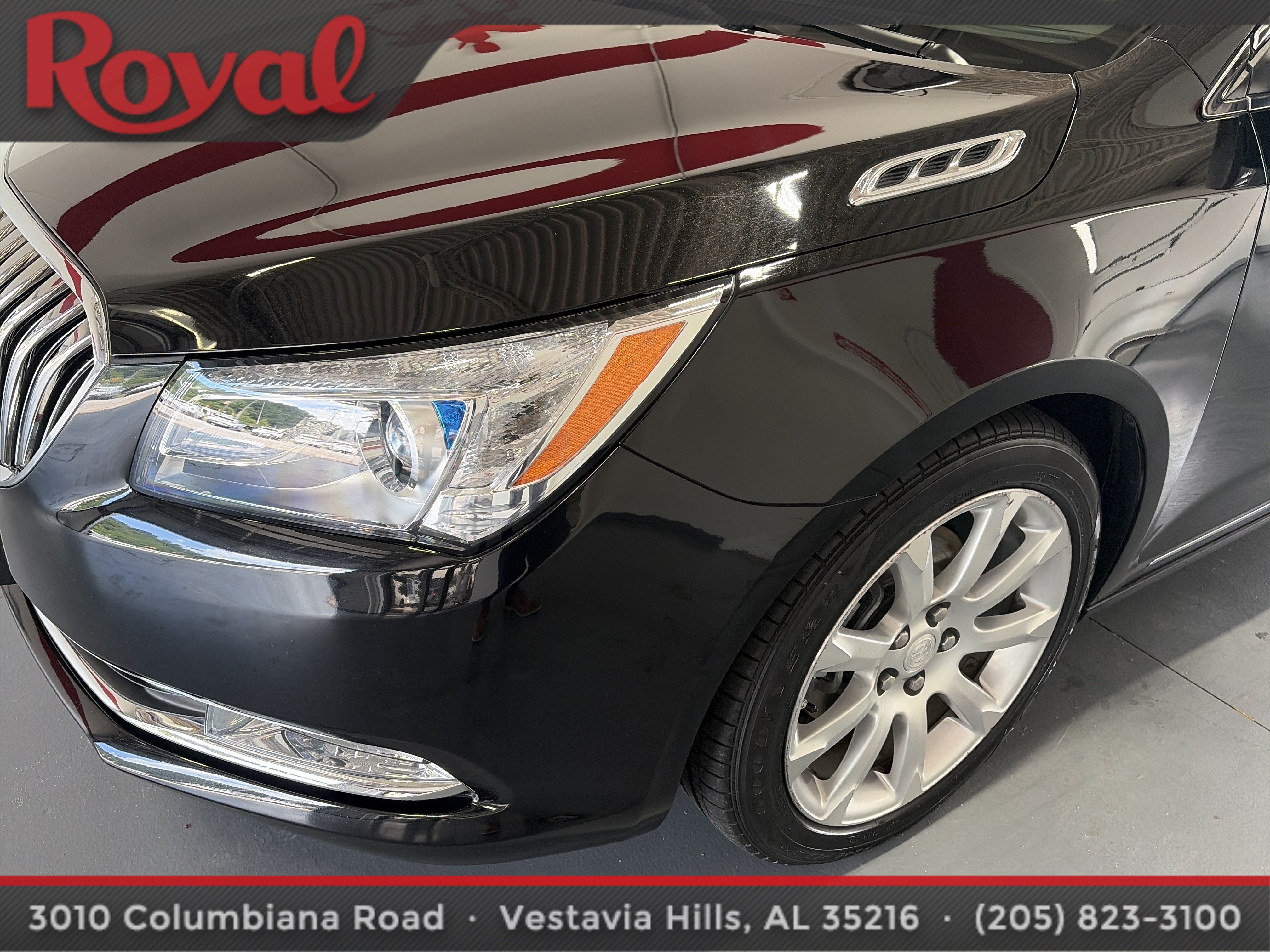 Used 2016 Buick LaCrosse Premium w/ Driver Confidence Package #1 FWD image 2