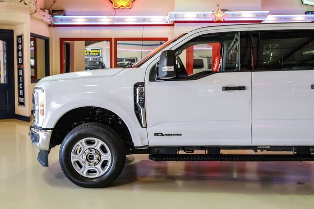 Used 2025 Ford F350 XLT AWD/4WD image 13