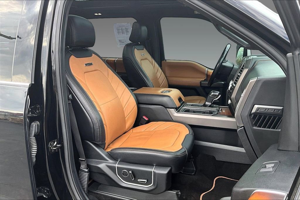 Used 2016 Ford F150 Limited image 4