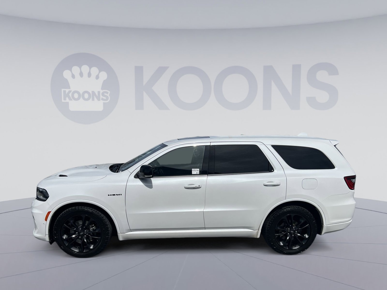 Used 2021 Dodge Durango R/T w/ Technology Group image 2