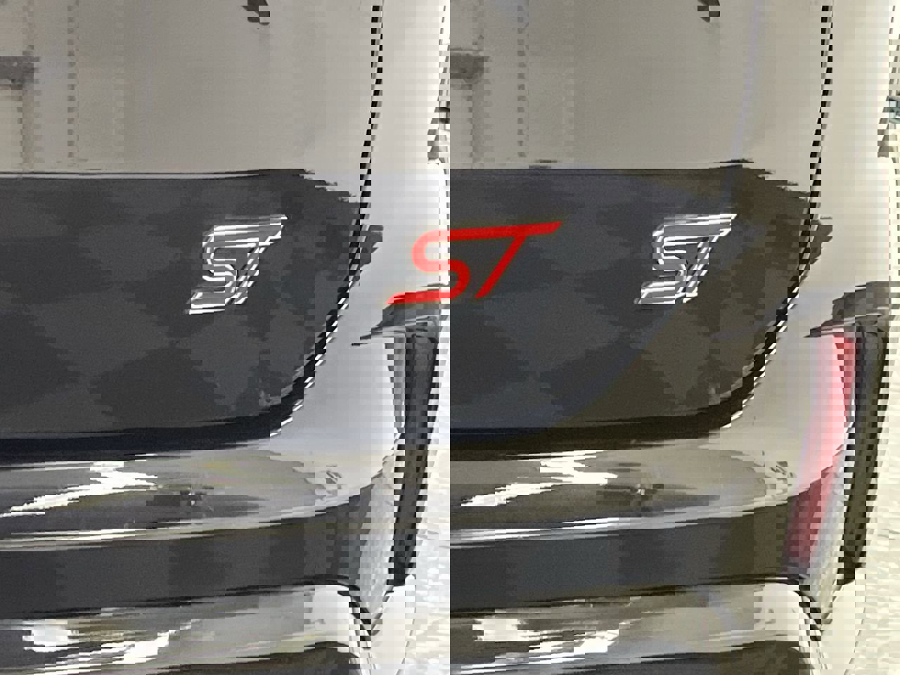 Used 2021 Ford Edge ST w/ Equipment Group 401A image 38