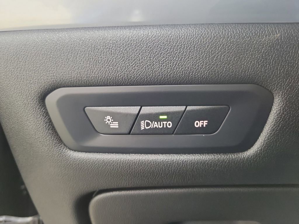 Used 2025 BMW X6 xDrive40i image 34