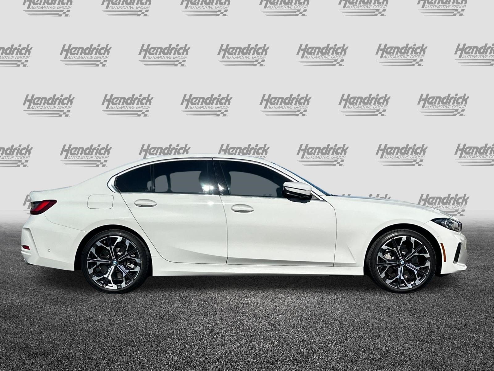 Used 2025 BMW 330i Sedan w/ Premium Package RWD image 3