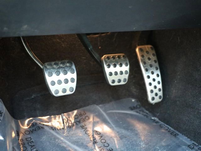 Used 2022 Dodge Challenger R/T w/ Blacktop Package image 21