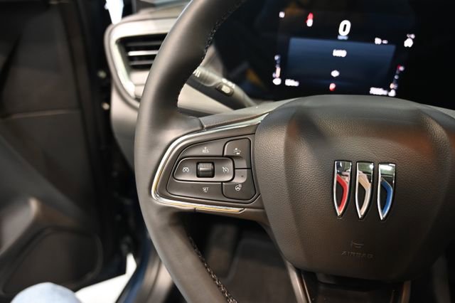 Used 2025 Buick Encore GX Sport Touring w/ Experience Buick Package image 23