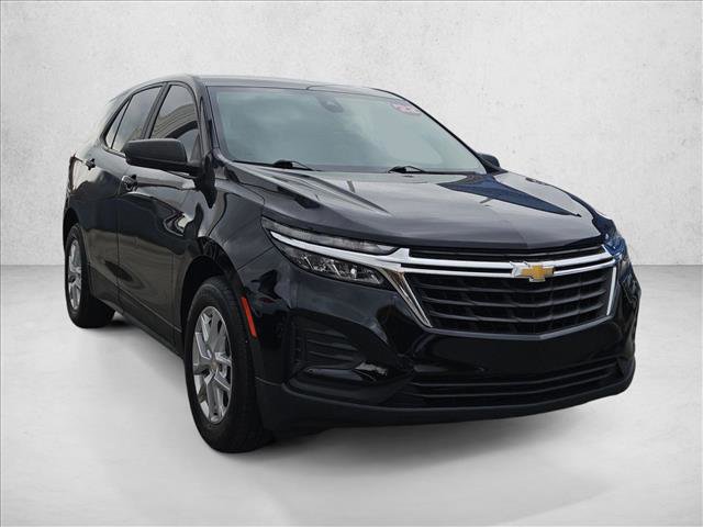 Used 2022 Chevrolet Equinox LS w/ LS Convenience Package FWD image 3