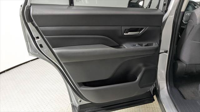 Used 2025 Toyota Grand Highlander FWD image 14