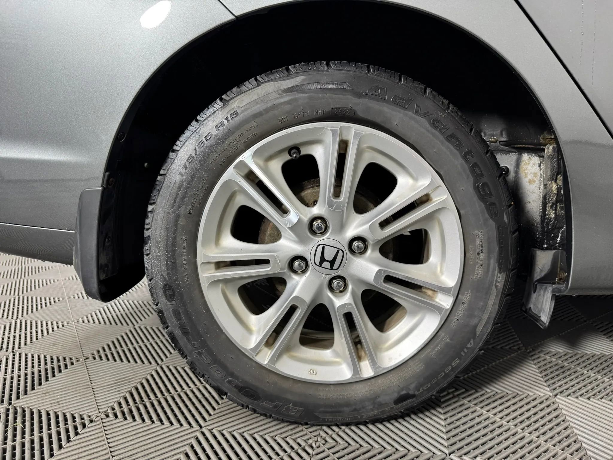 Used 2010 Honda Insight EX image 39