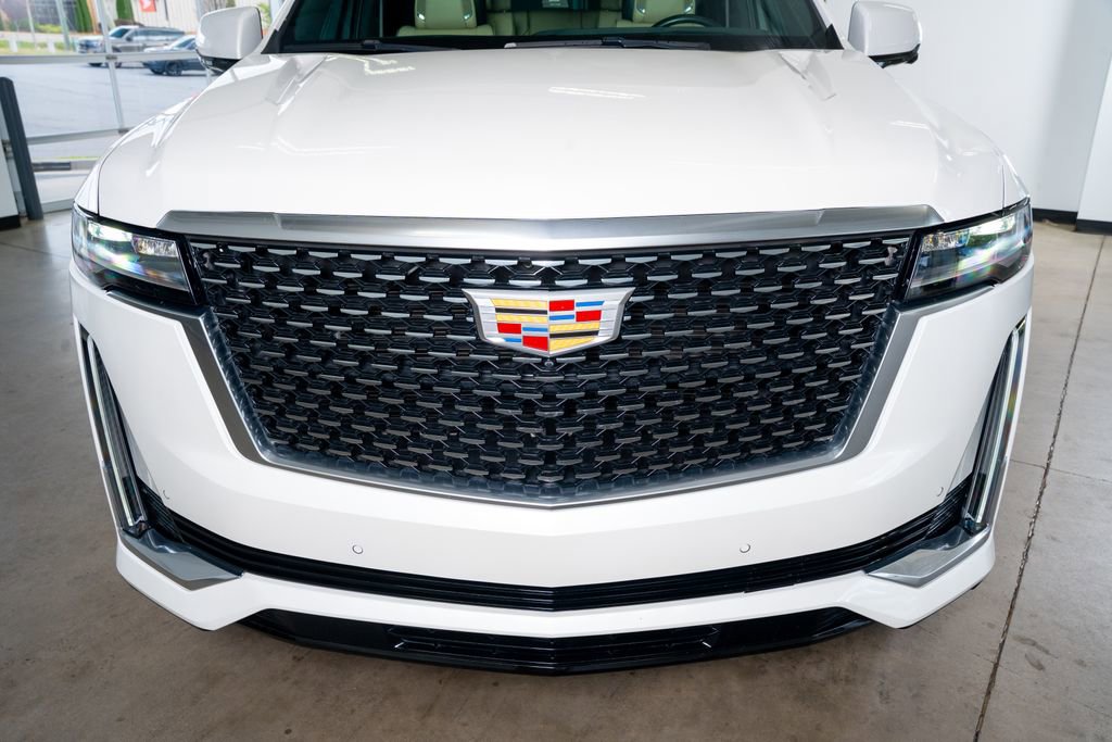 Used 2021 Cadillac Escalade Premium Luxury image 15