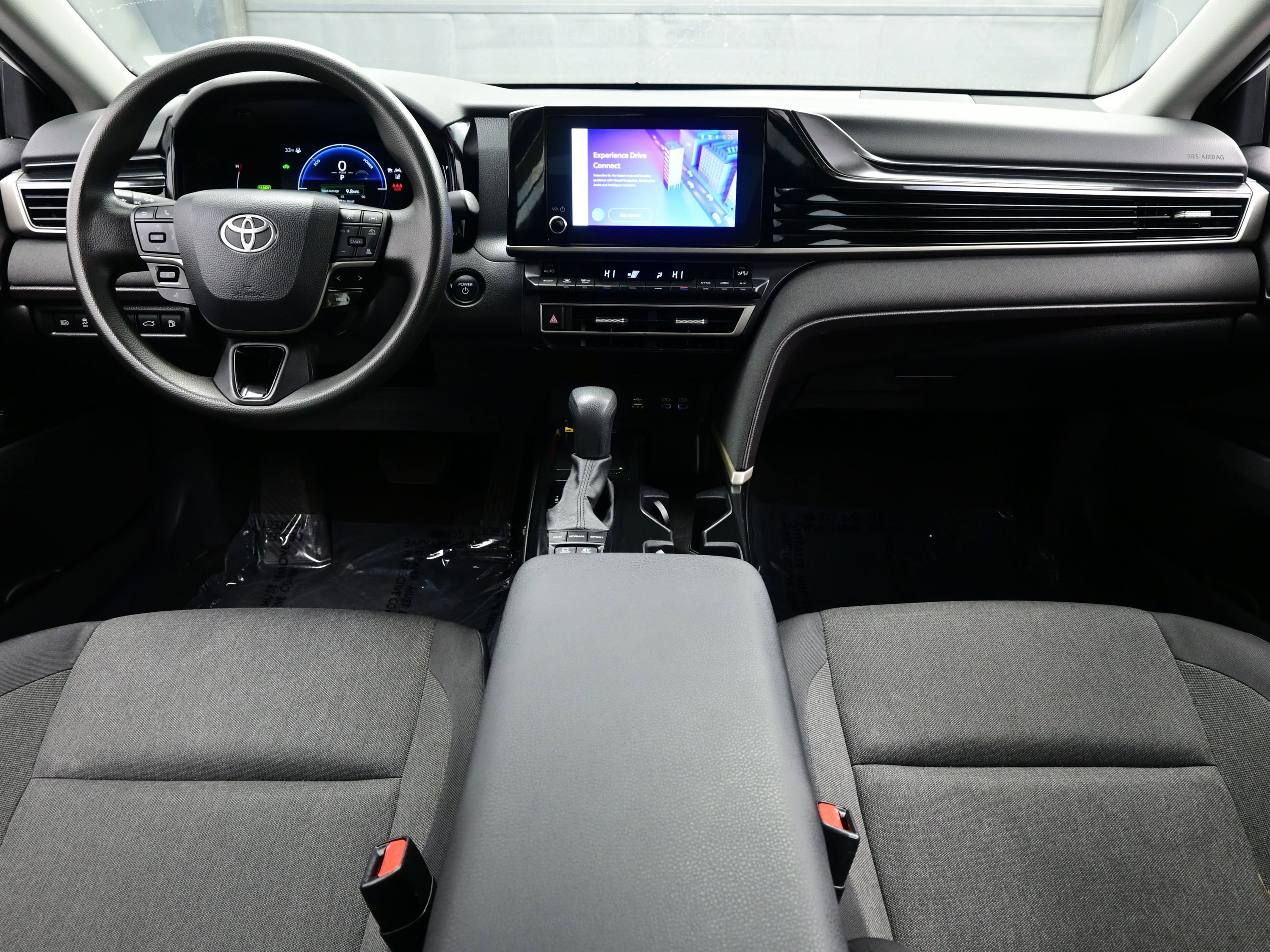 Used 2025 Toyota Camry LE image 16