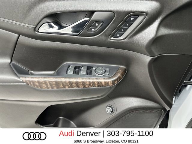 Used 2022 GMC Acadia Denali w/ Denali Technology Package image 13
