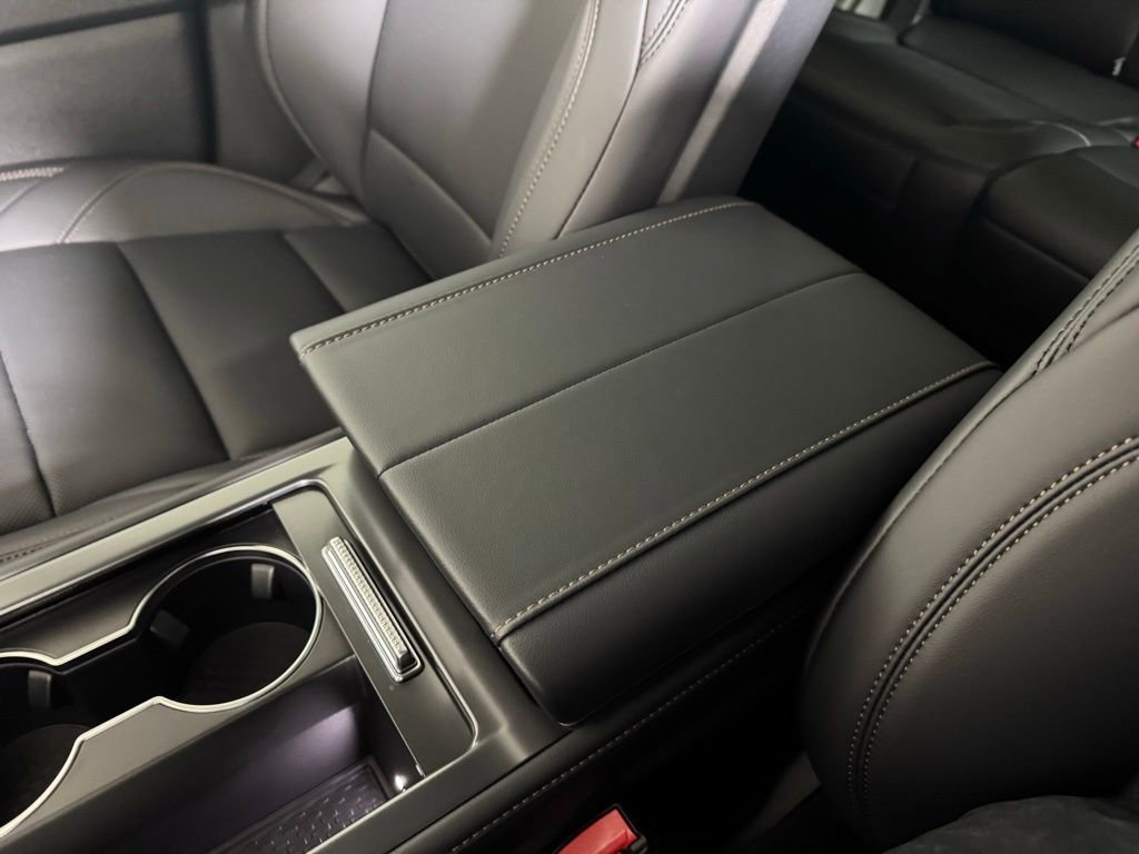 New 2026 Lincoln Nautilus Premier w/ Equipment Group 102A AWD/4WD image 31