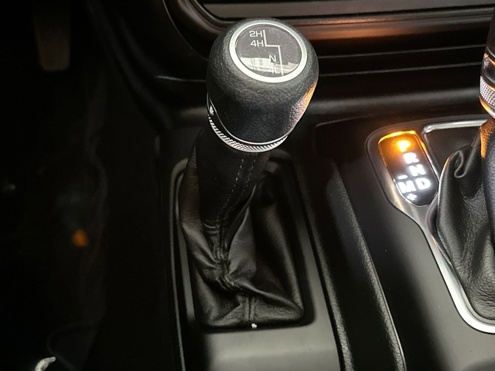 Used 2022 Jeep Wrangler Sport S image 27