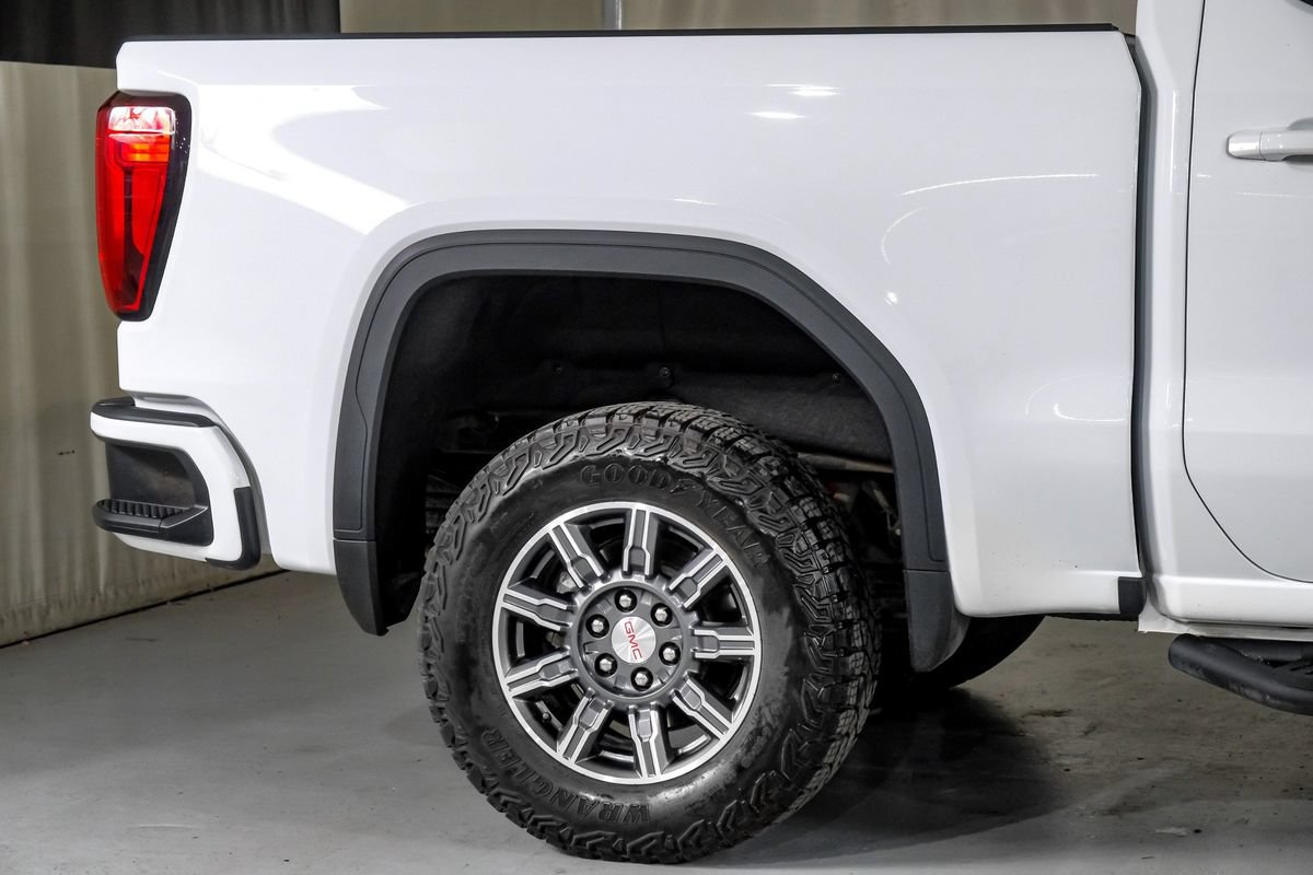 Used 2024 GMC Sierra 1500 AT4 w/ AT4 Premium Package AWD/4WD image 6