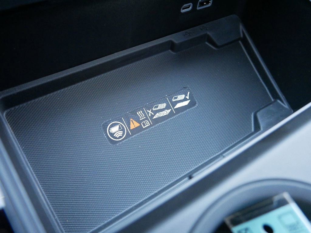 New 2026 GMC Yukon XL Denali w/ Sun & Power Step Package image 13