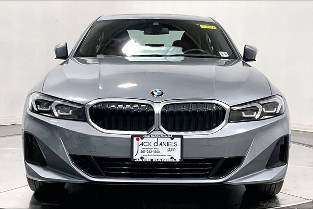 Used 2023 BMW 330i xDrive Sedan w/ Premium Package AWD/4WD image 2