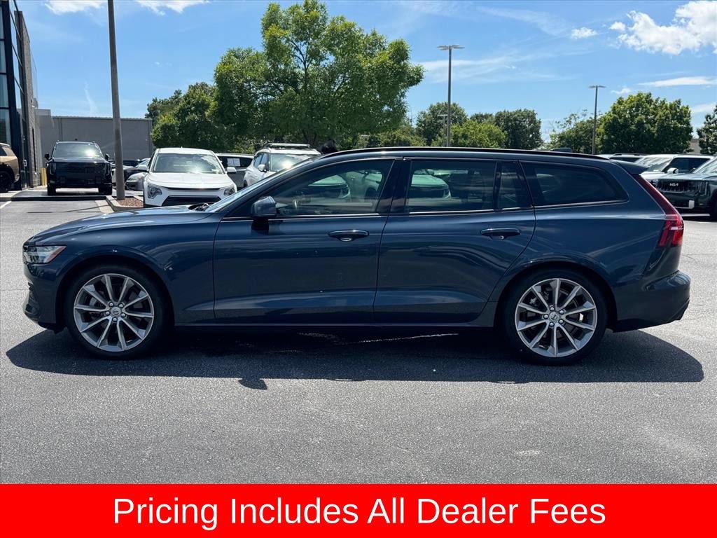 Used 2020 Volvo V60 T5 Momentum w/ Protection Package Premier FWD image 6