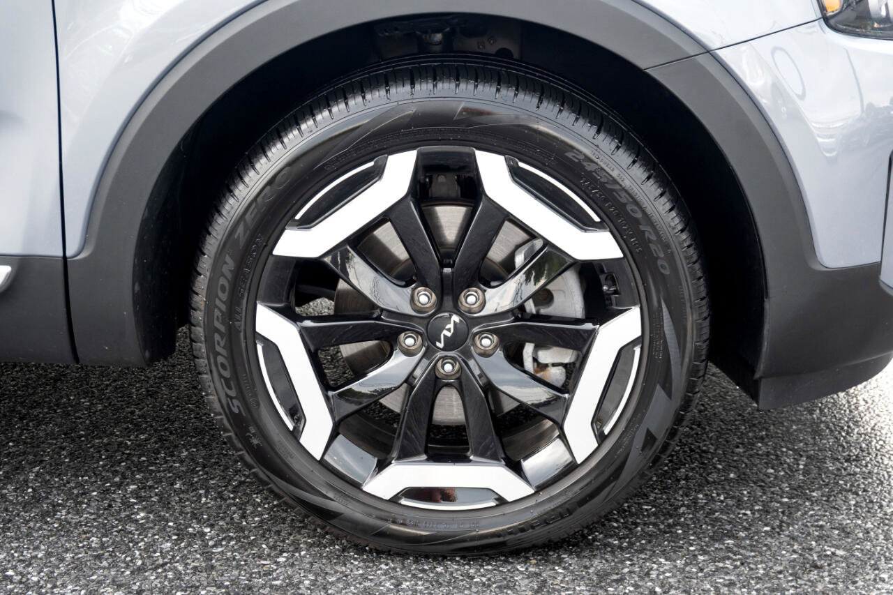 Used 2024 Kia Telluride EX w/ EX Captain's Chair Package image 42