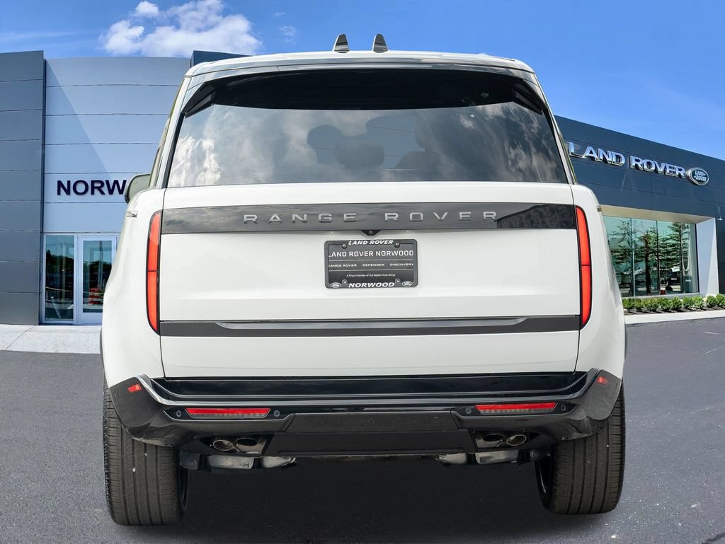 New 2026 Land Rover Range Rover Long Wheelbase SE AWD/4WD image 5