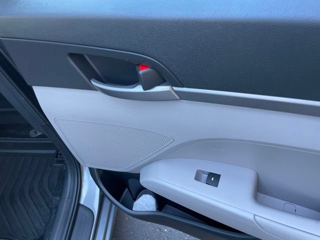 Used 2018 Hyundai Elantra SE w/ Cargo Package FWD image 44