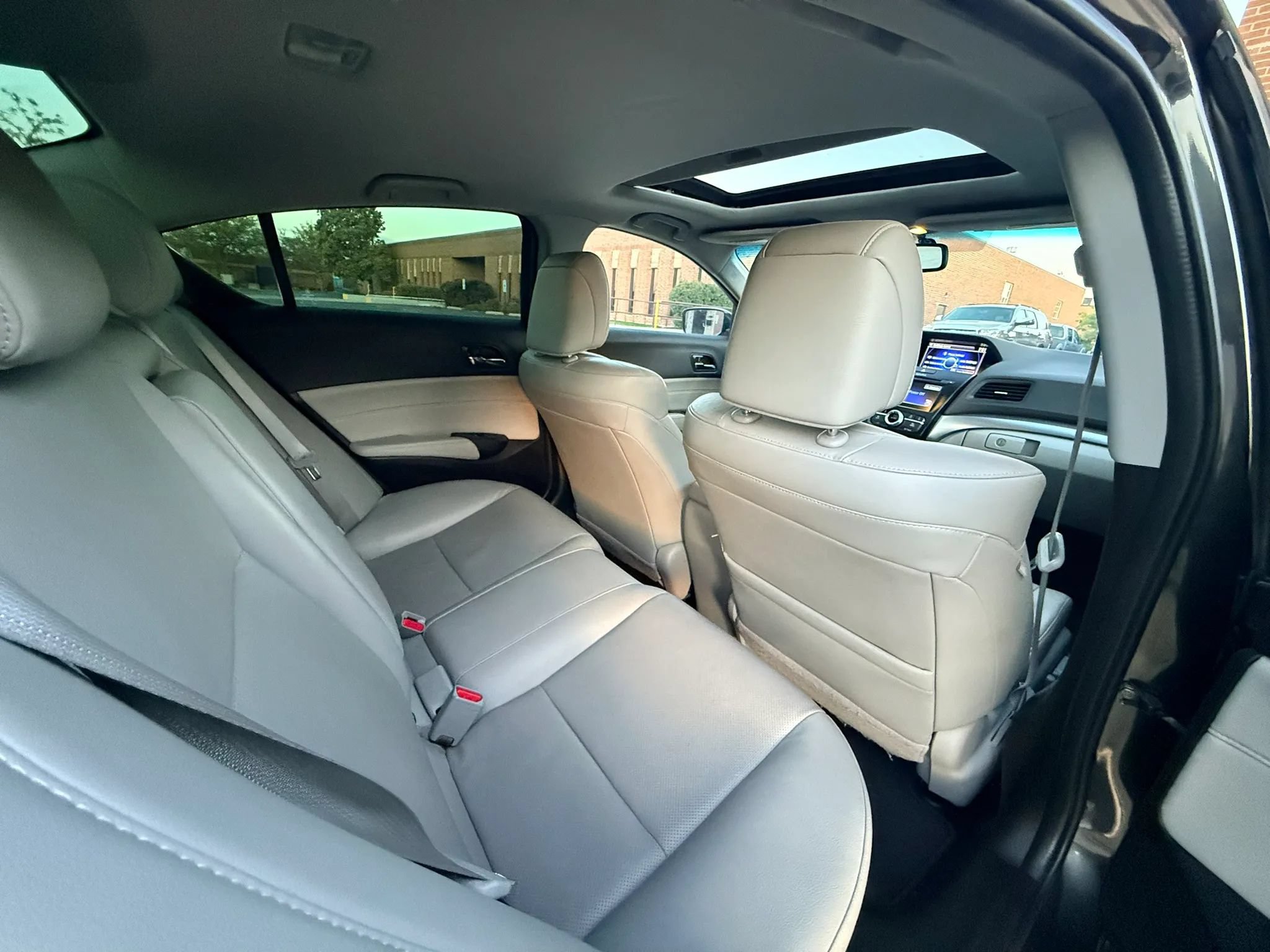 Used 2016 Acura ILX FWD image 19