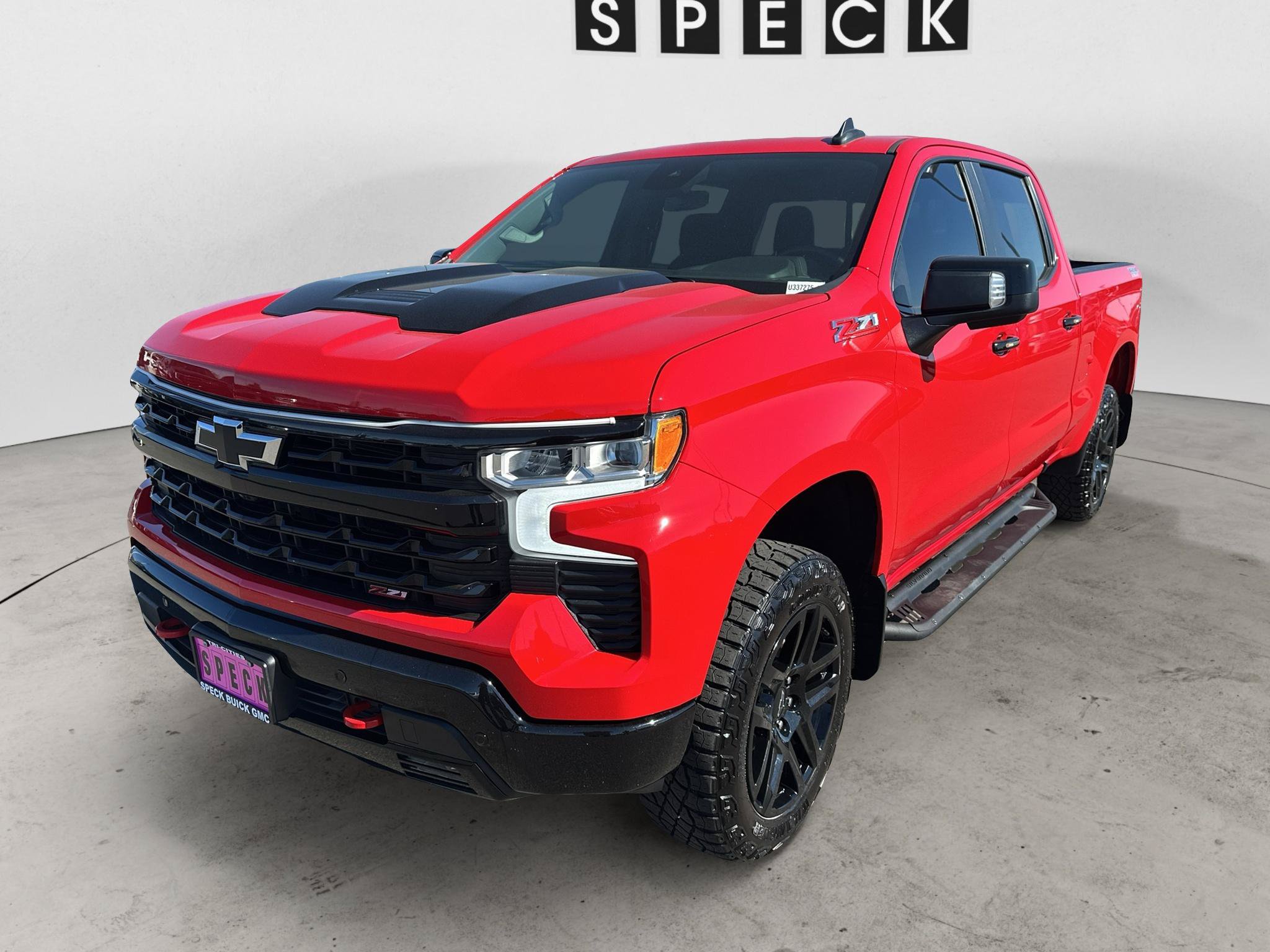 Used 2024 Chevrolet Silverado 1500 LT Trail Boss AWD/4WD image 1